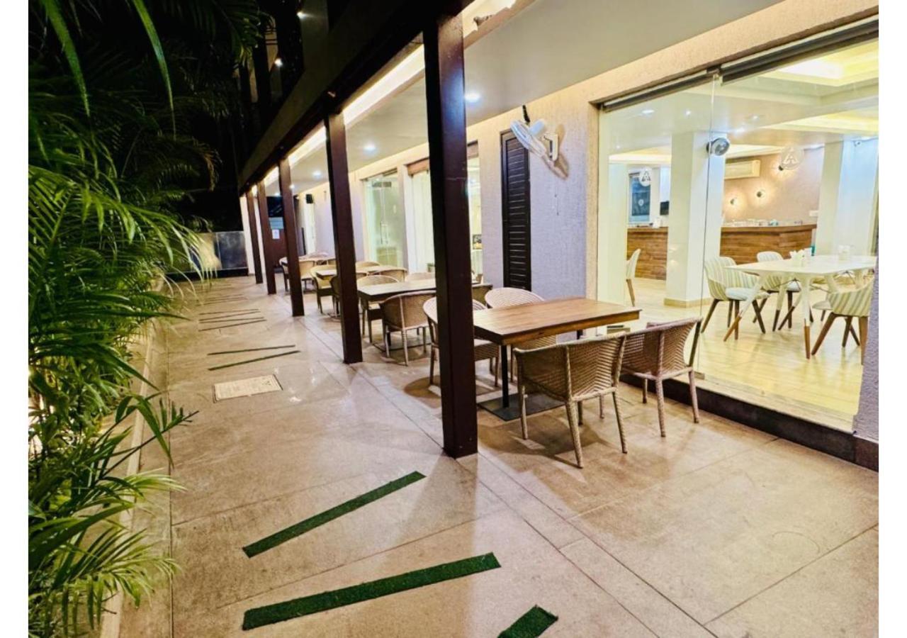 Bluo Amani Vagator - Boutique Hotel Goa Anjuna Bagian luar foto