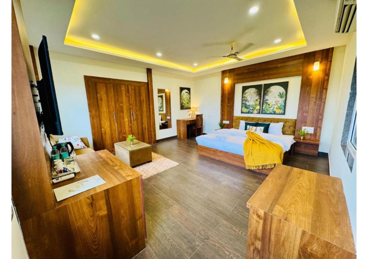 Bluo Amani Vagator - Boutique Hotel Goa Anjuna Bagian luar foto